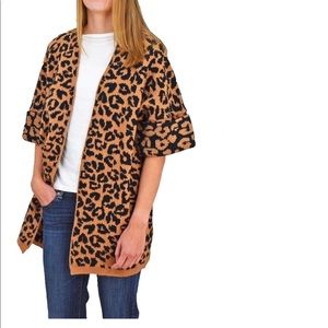 Roffe Accessories Leopard Print Knit Kimono